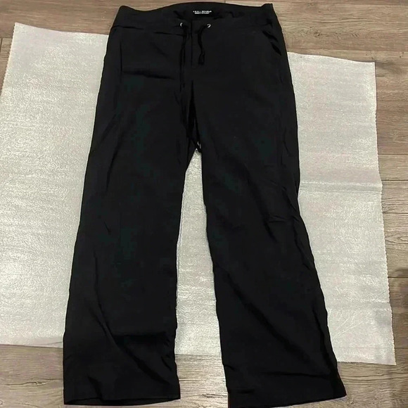 [US14]  Columbia Omni-Shield Advanced Repellency Pants - Picture 1 of 10